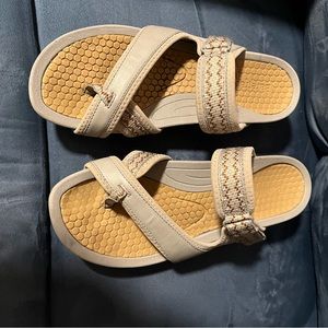 Women’s BareTraps Sandals 9.5